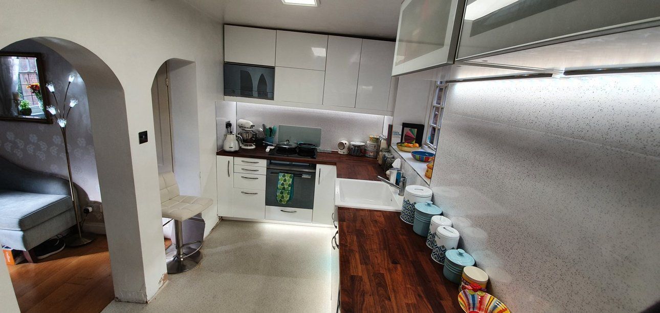 Semi Detached House in Buckingham