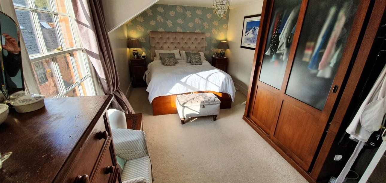 Semi Detached House for sale in Buckingham, School Lane, Buckingham