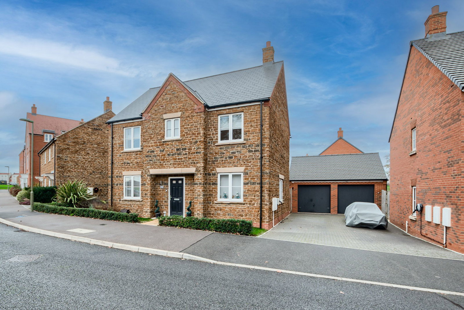 Detached House in Banbury