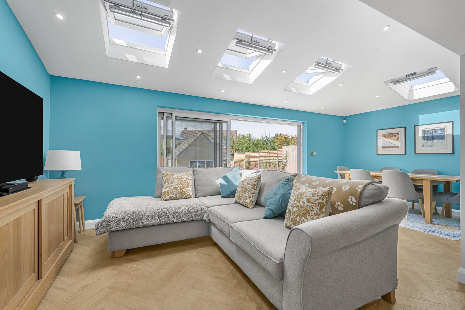 Semi Detached House in Cheltenham 5