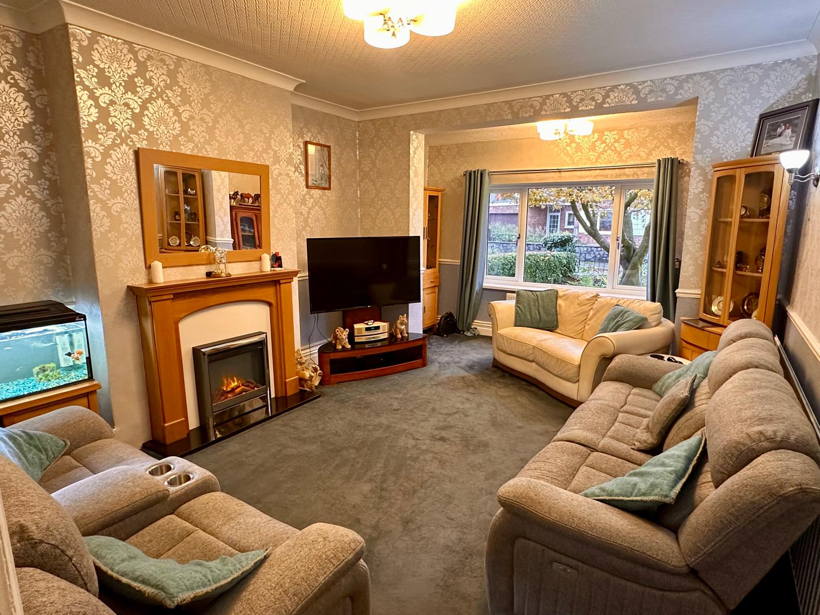 Detached House in Swansea