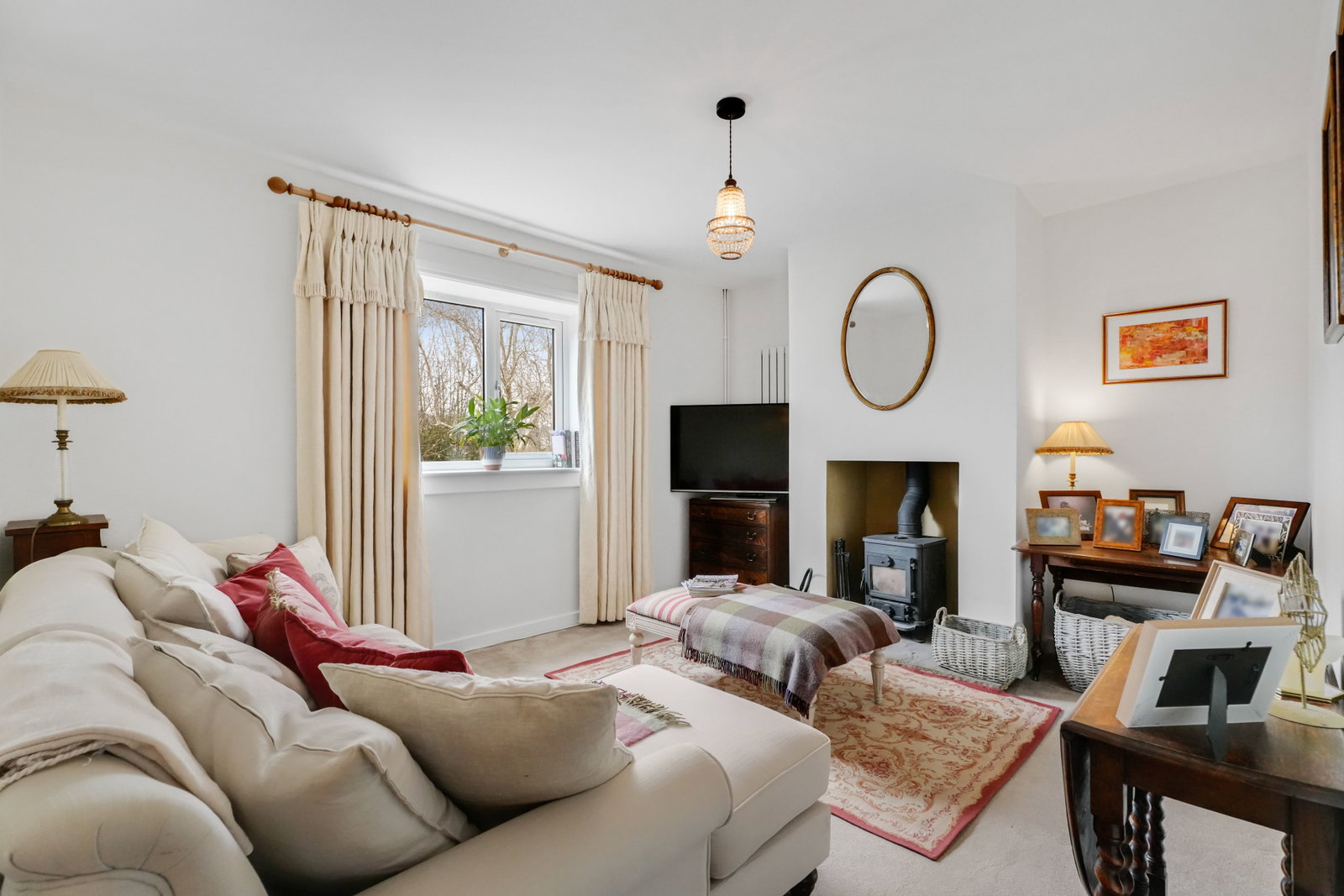 Semi Detached House in Newnham