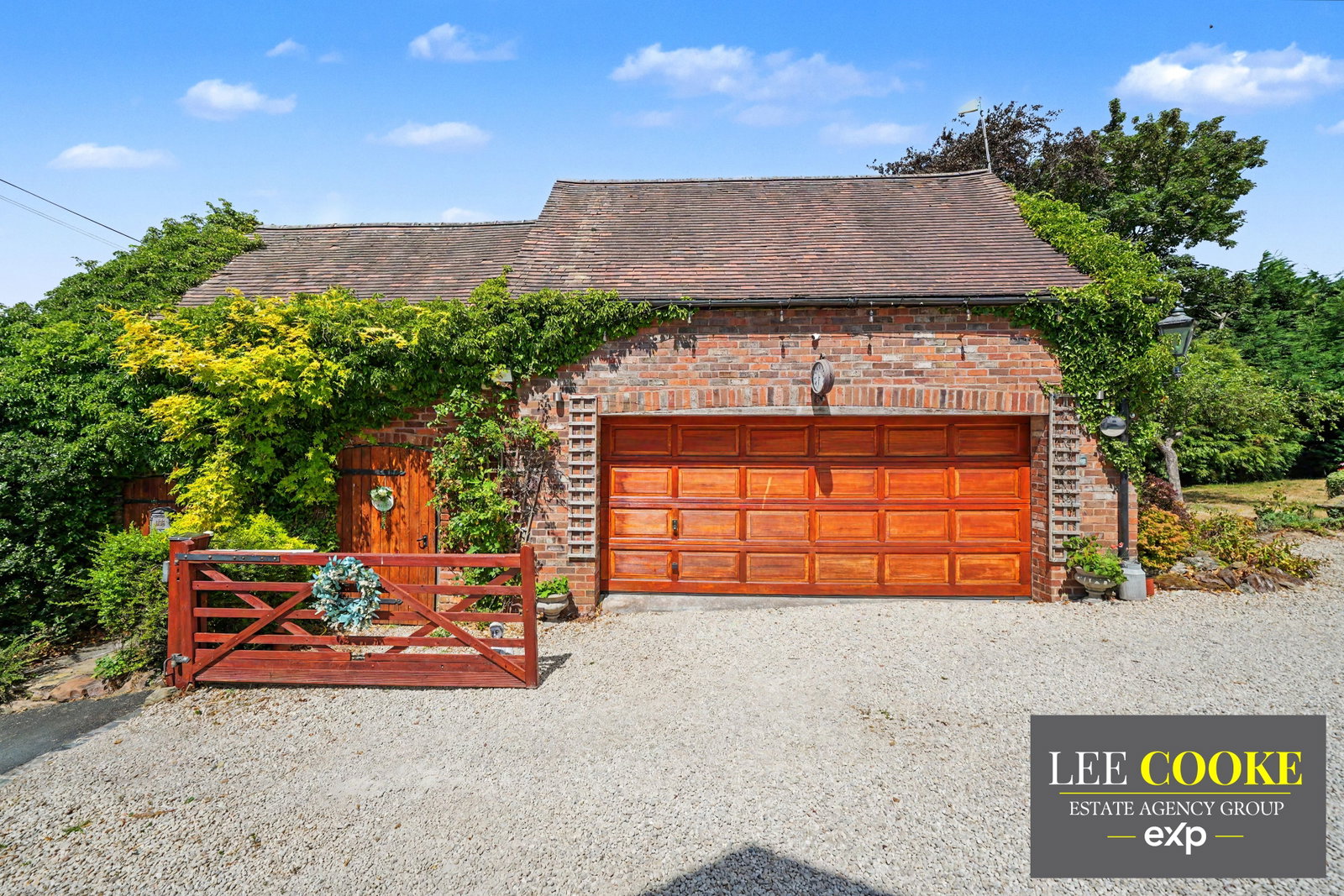 Detached House in Stafford
