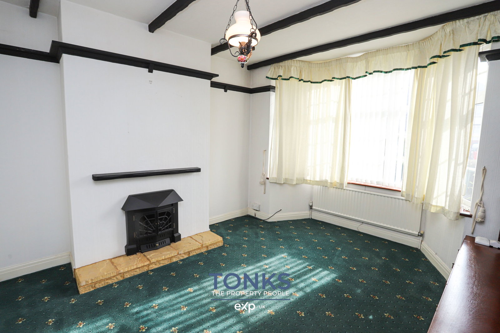 Semi Detached House in Dudley