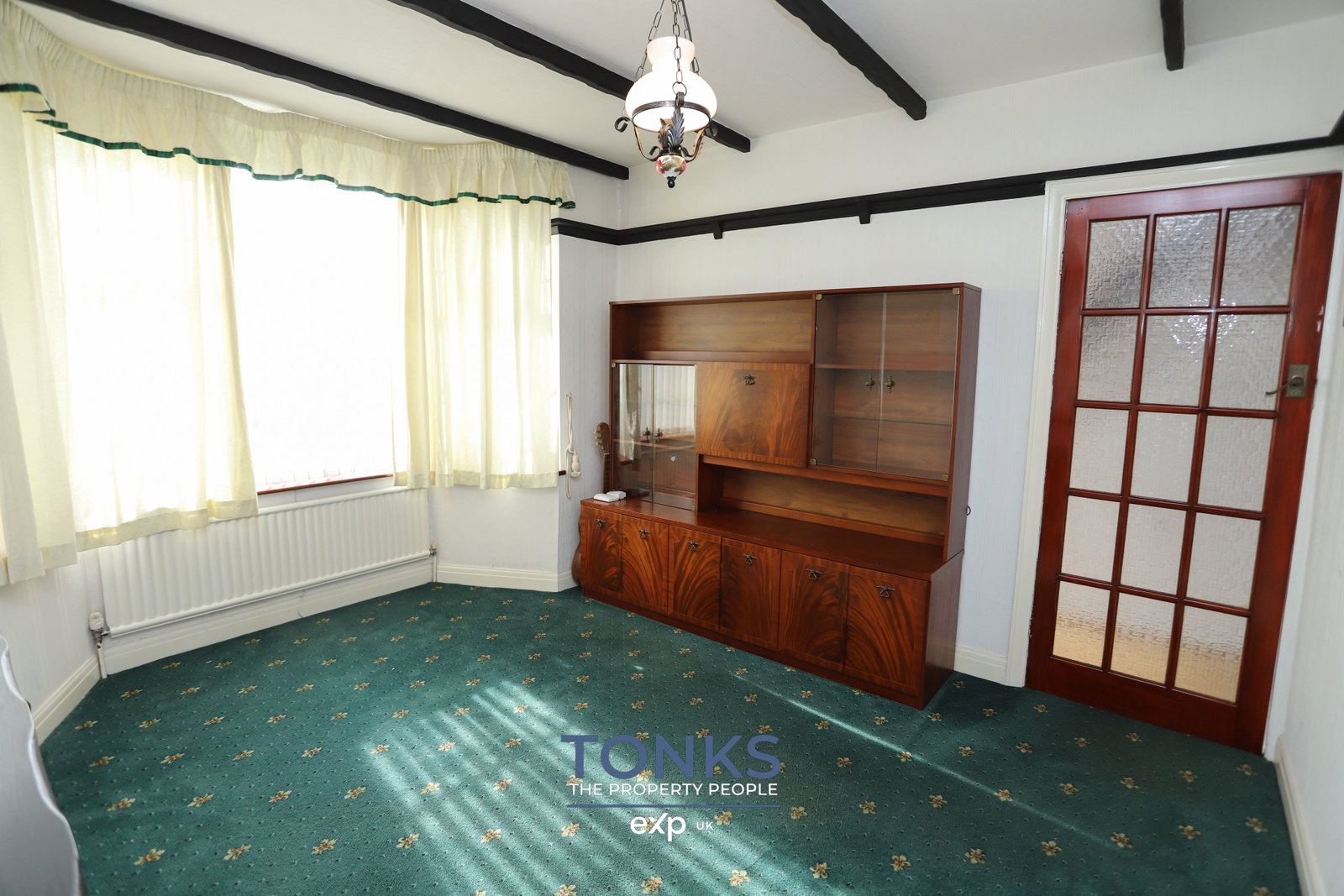 Semi Detached House in Dudley