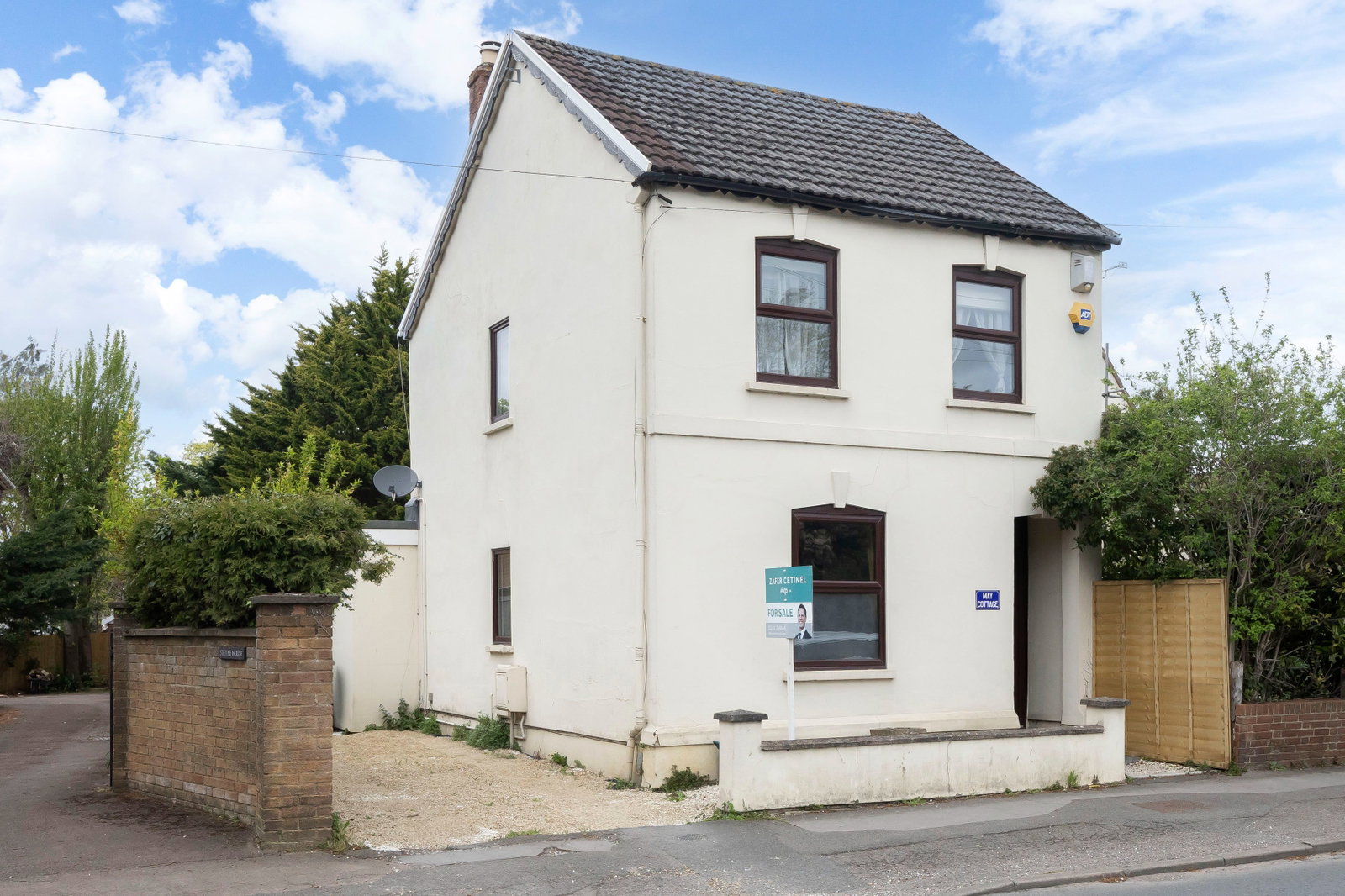 Detached House in Cheltenham