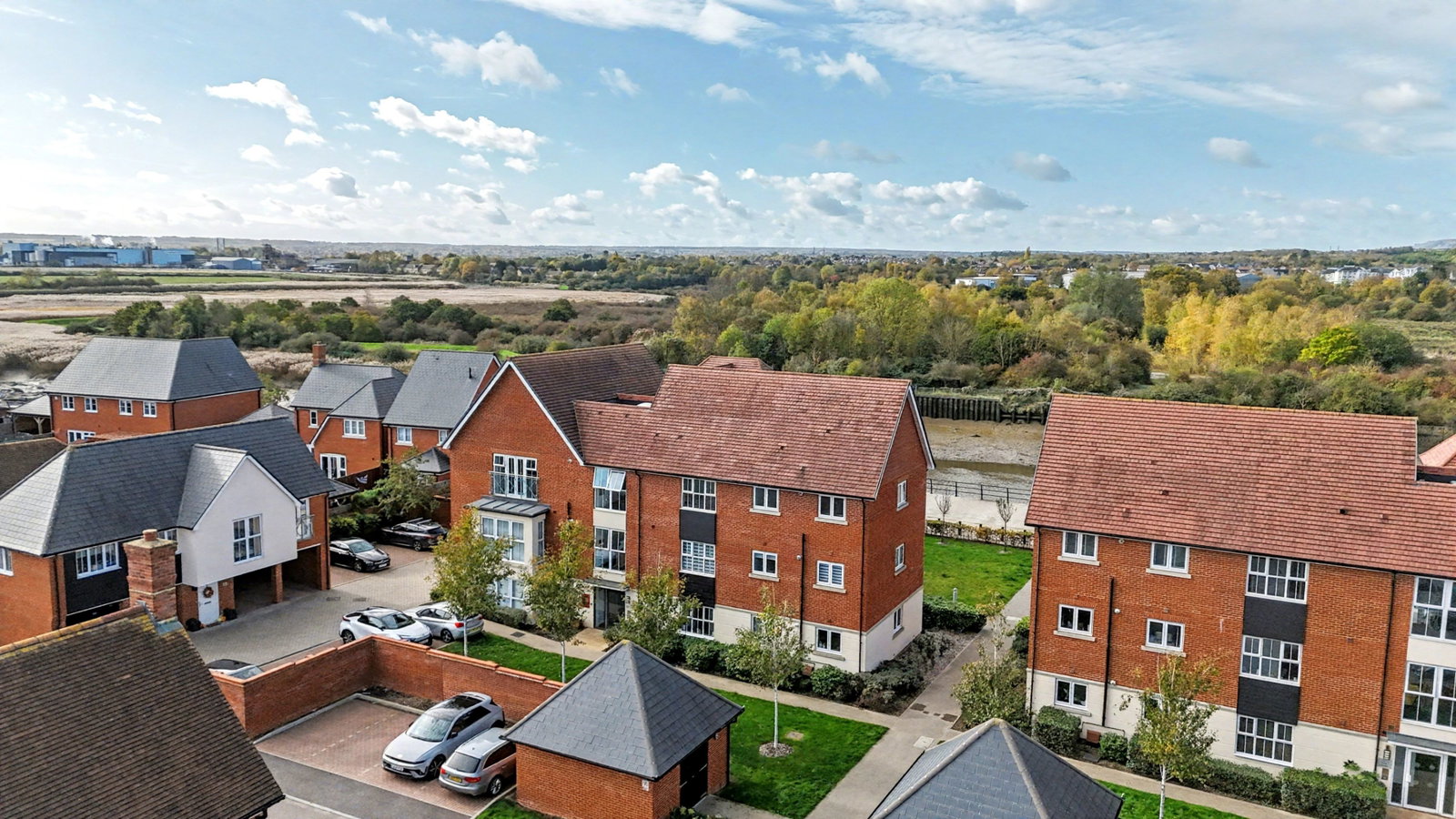 Ground Floor Flat in Rochester