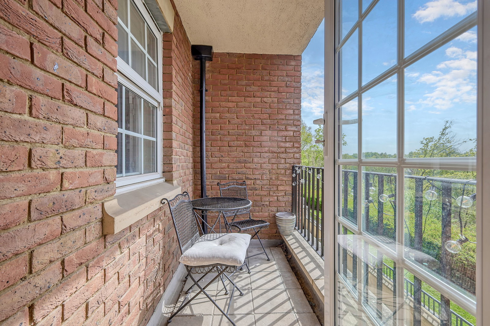 Flat in Brentwood