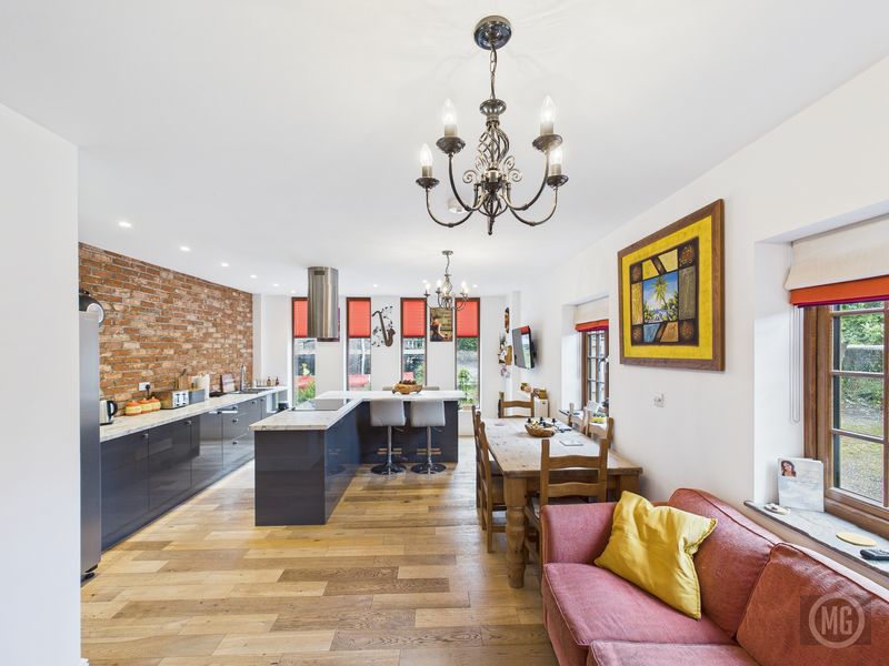 Semi Detached House in Bristol