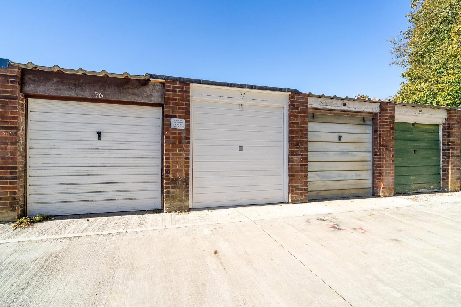 Garage for sale in Stevenage, 225 Collenswood Road , Stevenage , Hertfordshire, SG2 9HF, 140 m²