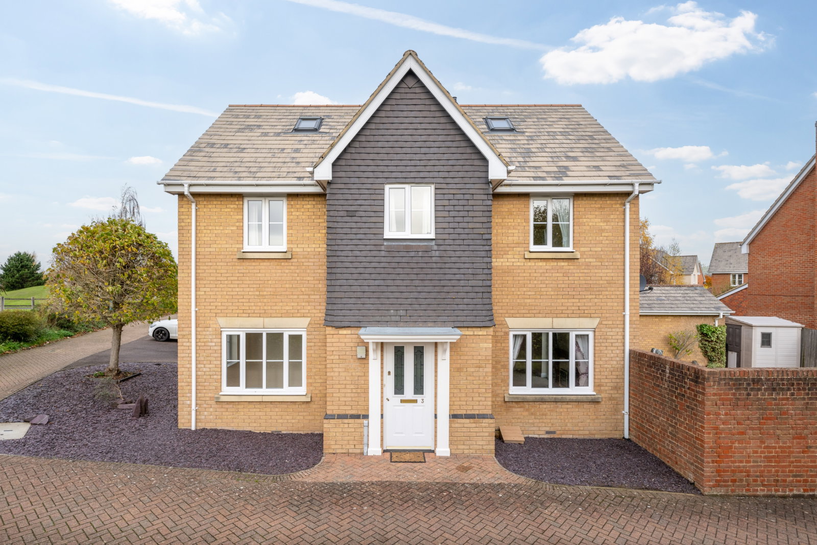 Detached House in Leighton Buzzard