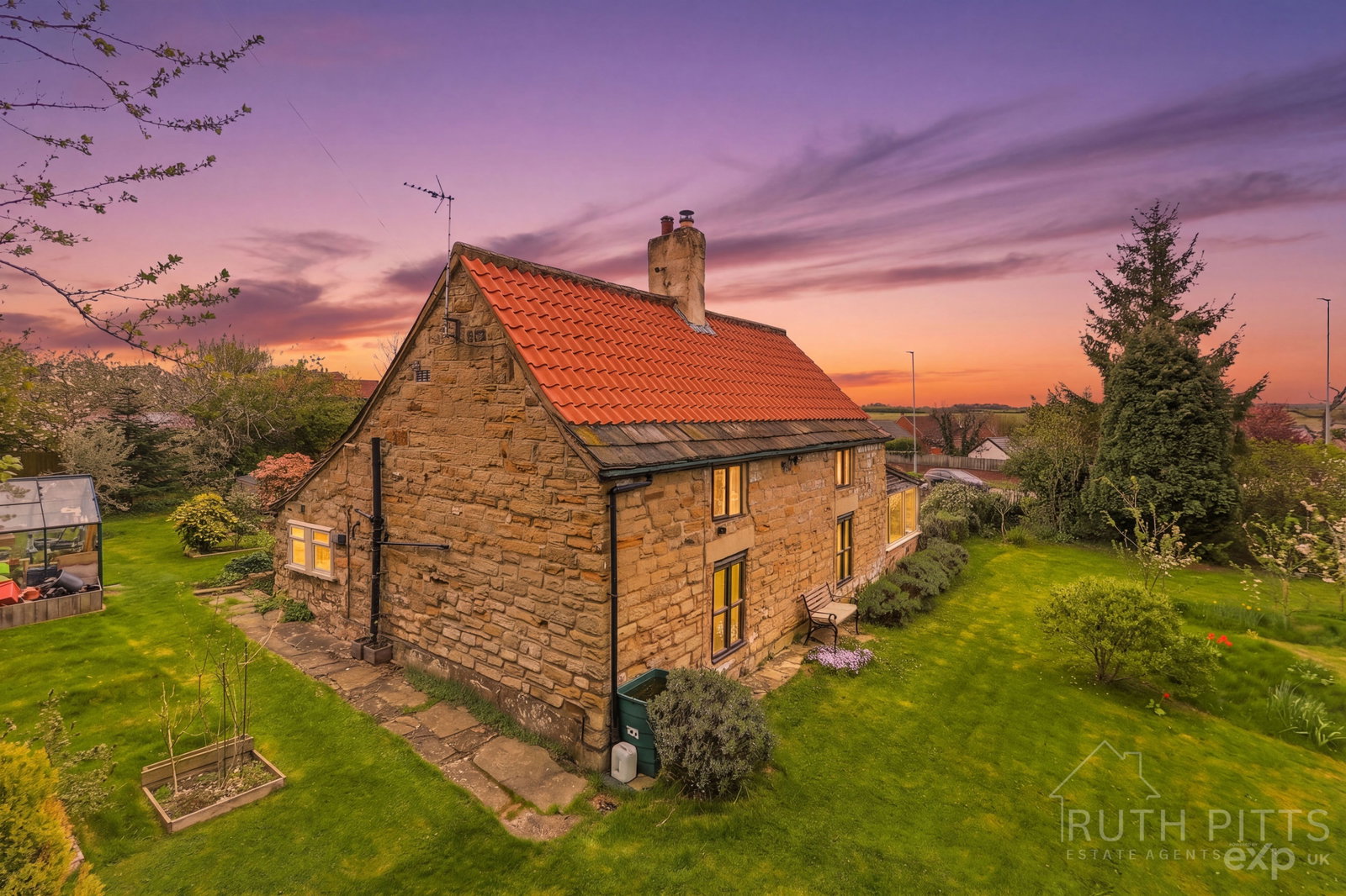 Detached House in Pontefract