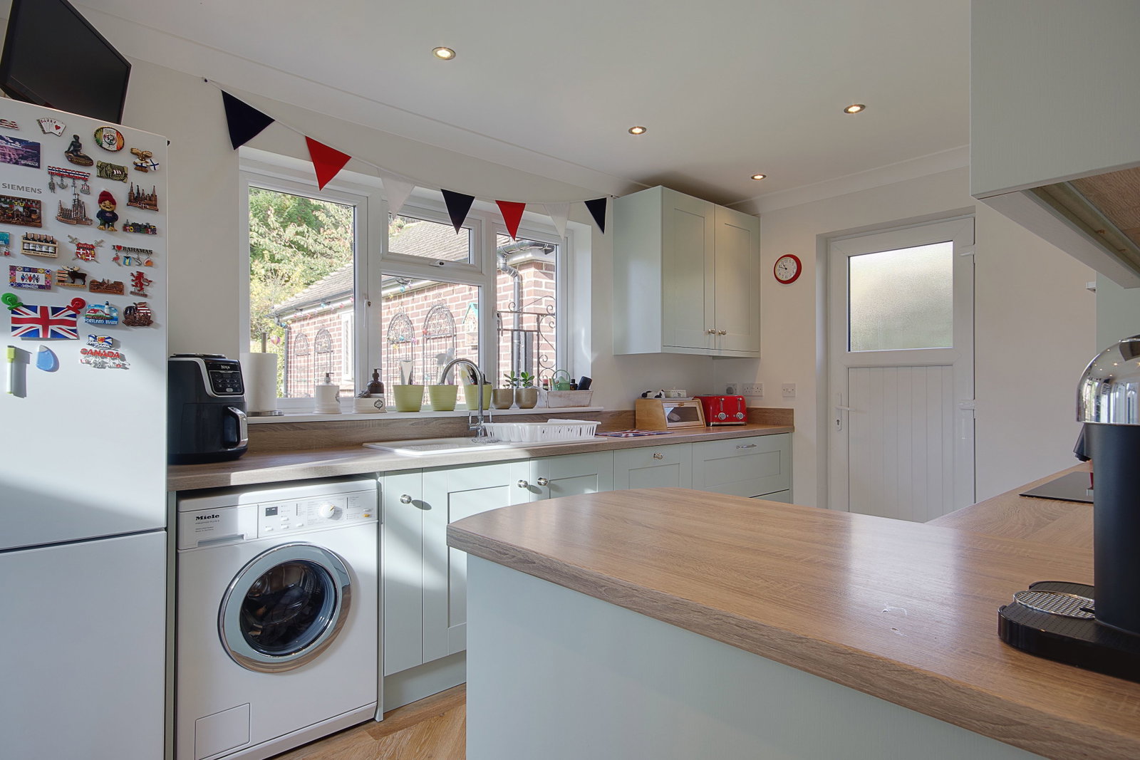 Bungalow for sale in Bournemouth, Queens Park, Bournemouth