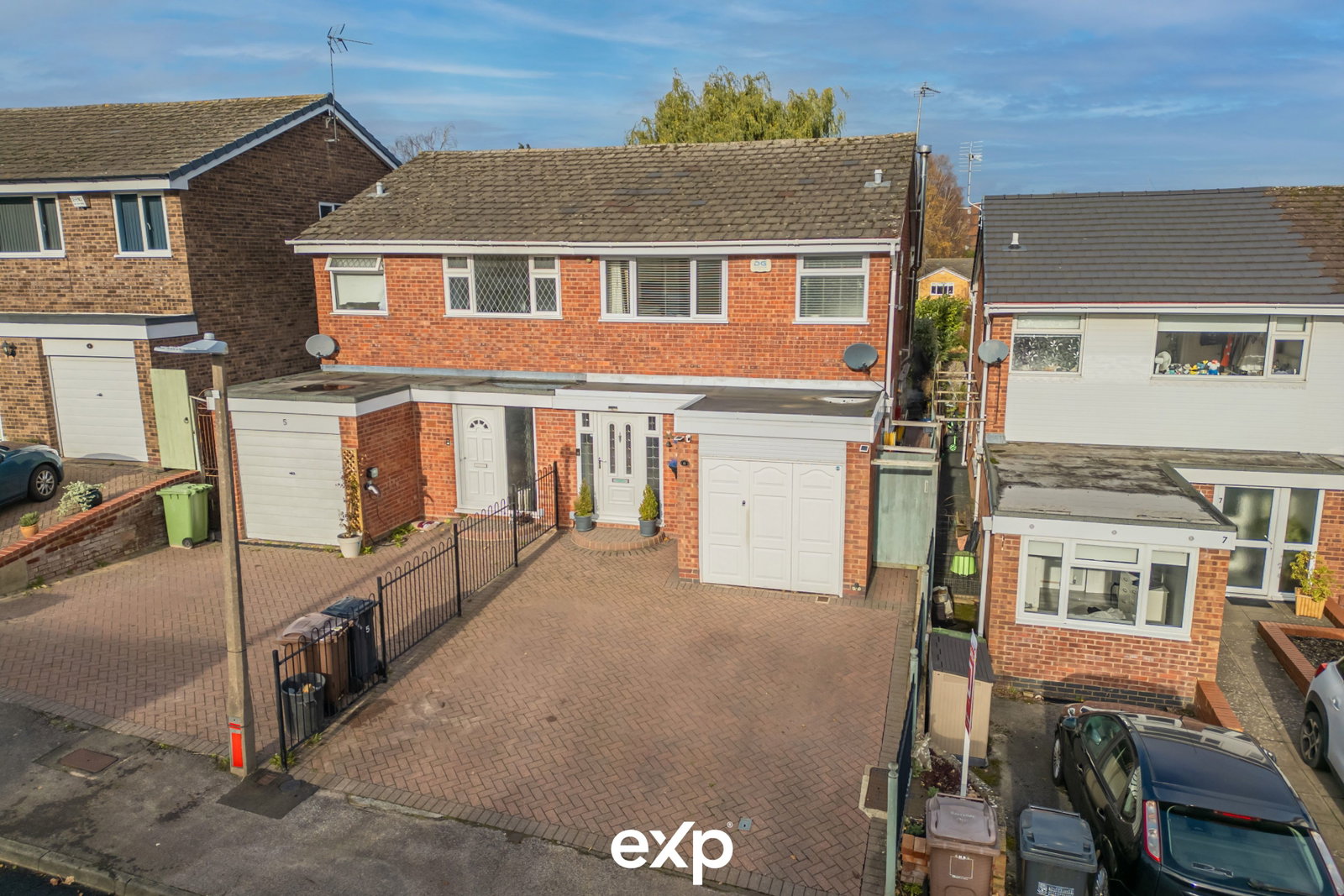 Semi Detached House in Solihull
