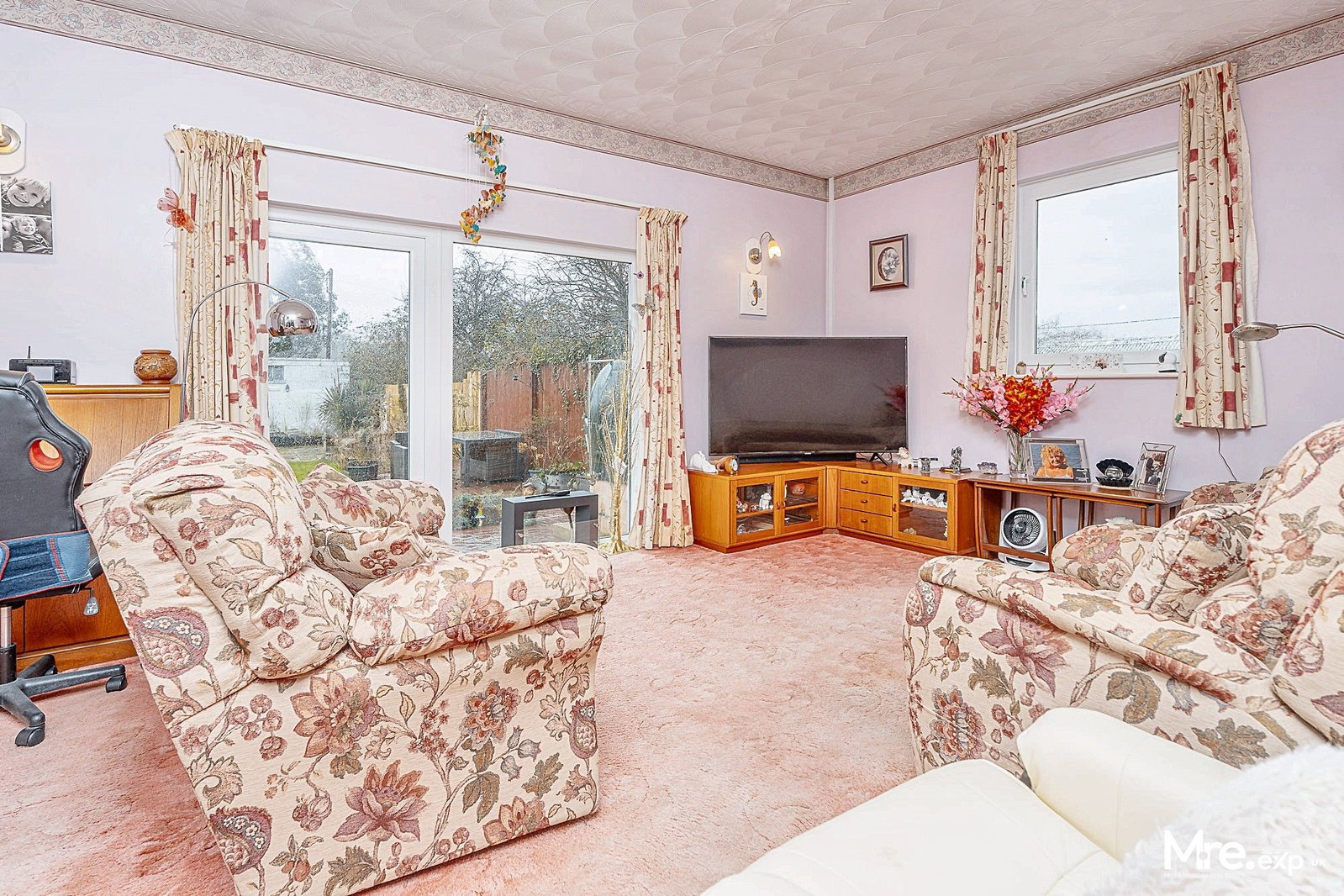 Detached House in Swansea