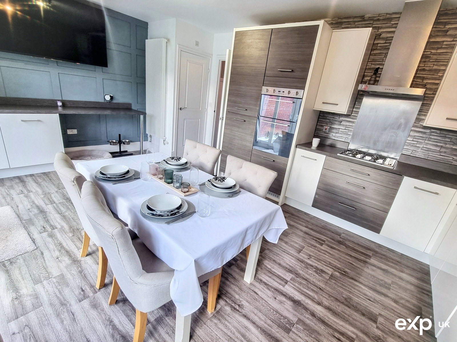 Detached House in Newton Abbot
