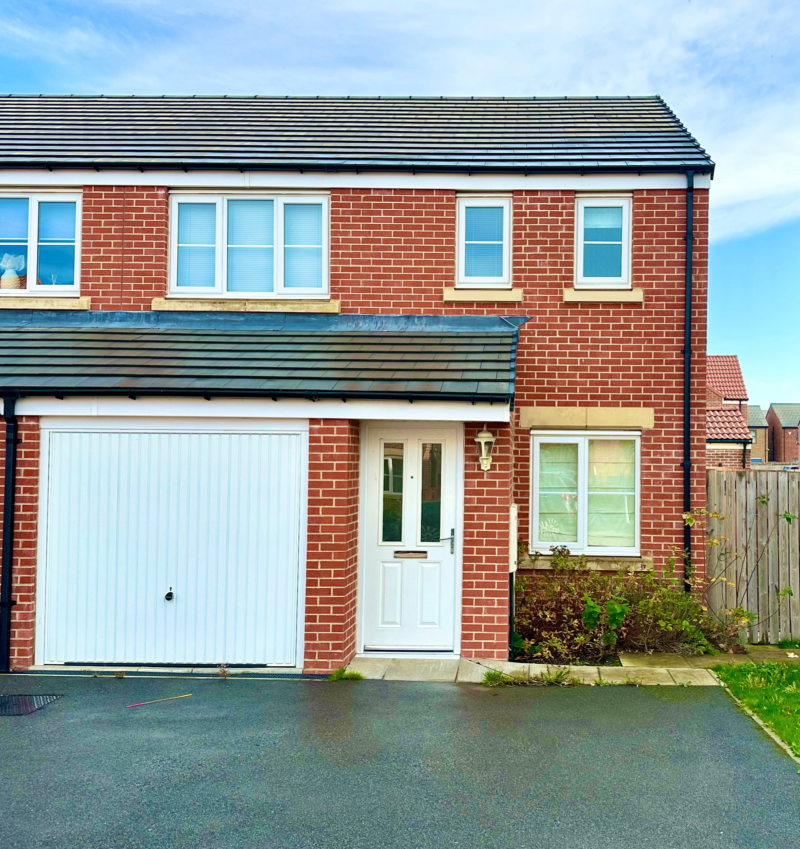 Semi Detached House in Wakefield