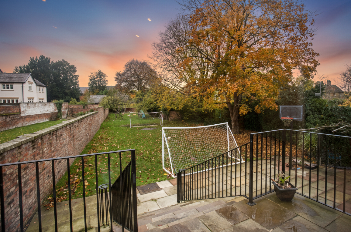 Semi Detached House in Altrincham