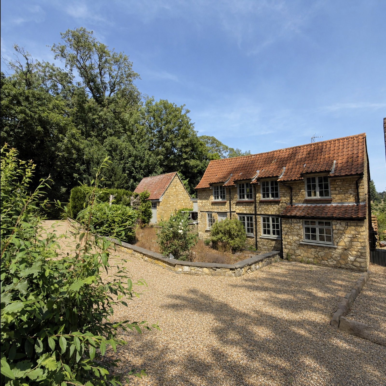 Detached House in Newport Pagnell