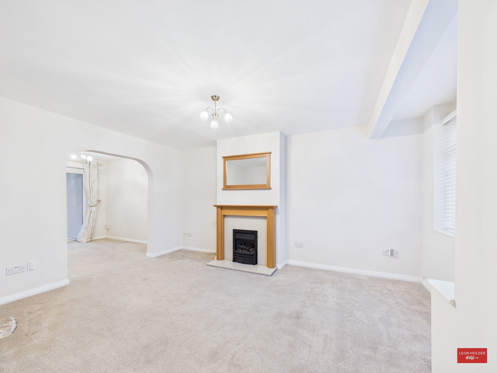 Semi Detached House in Gloucester