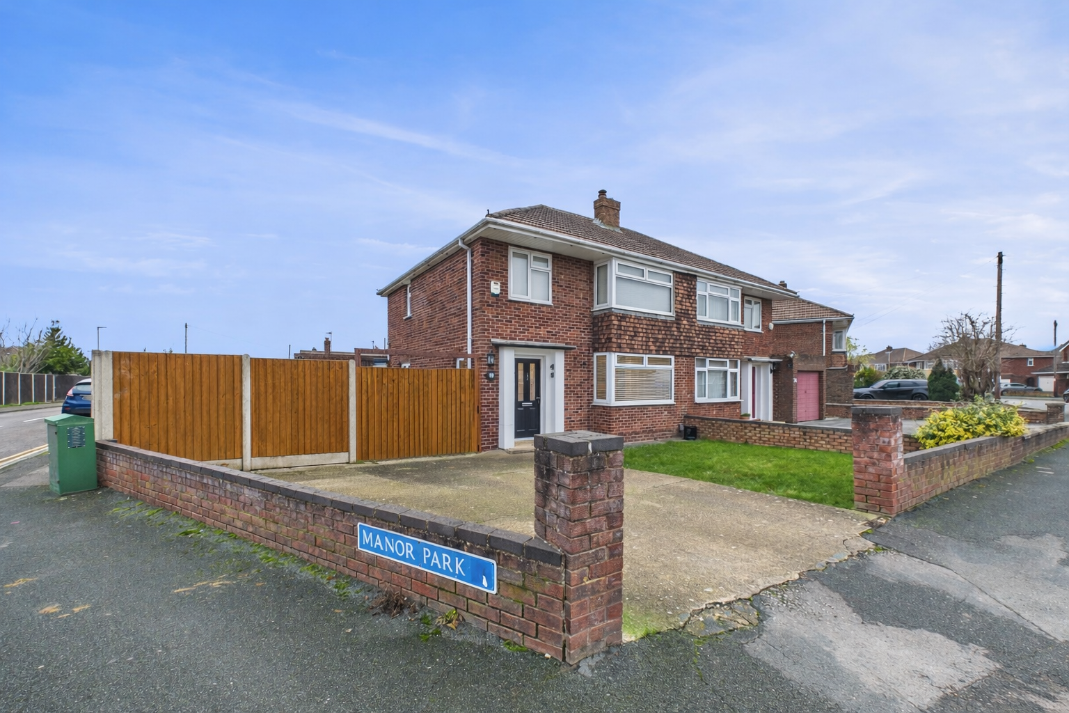 Semi Detached House in Gloucester