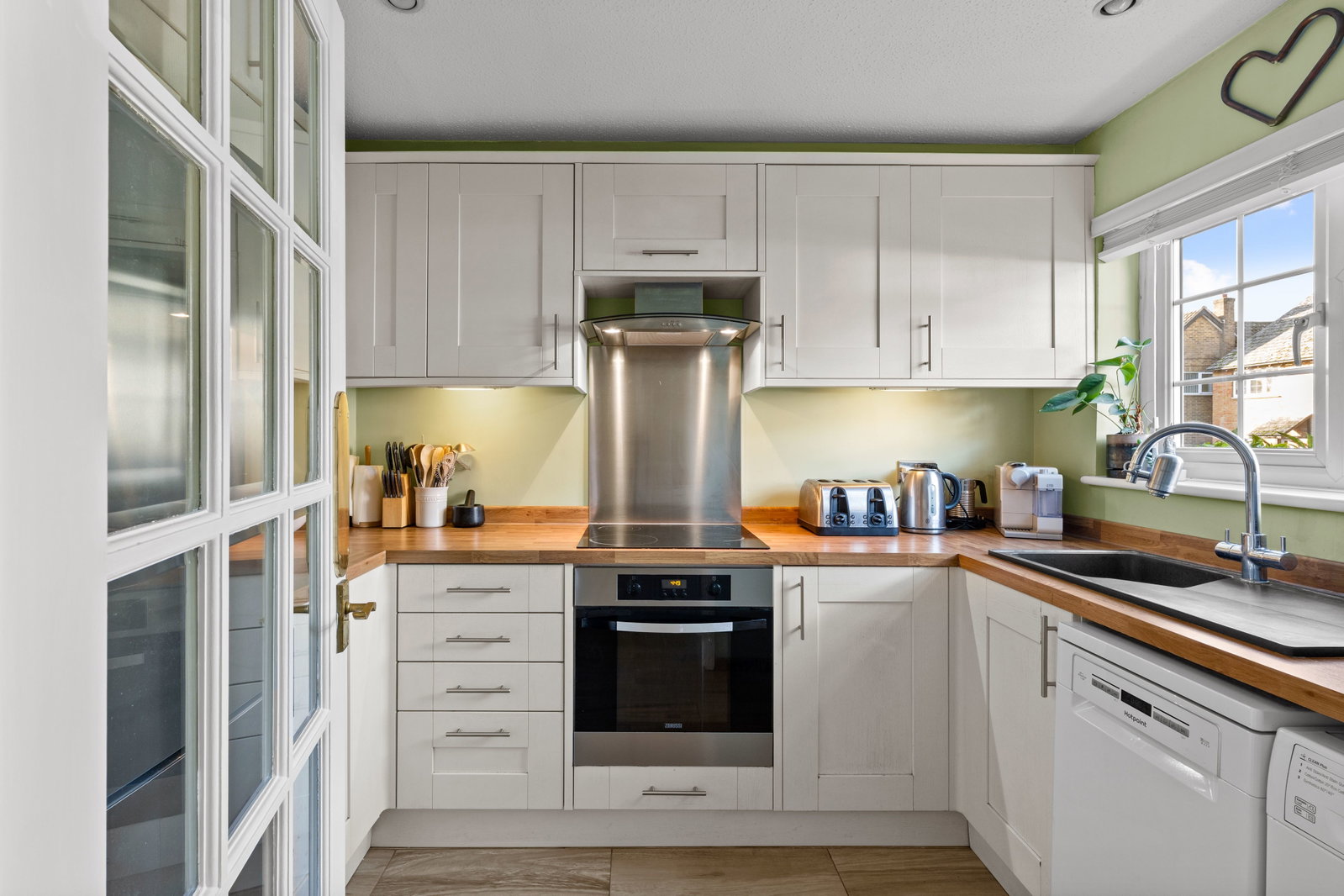 Semi Detached House in Epsom