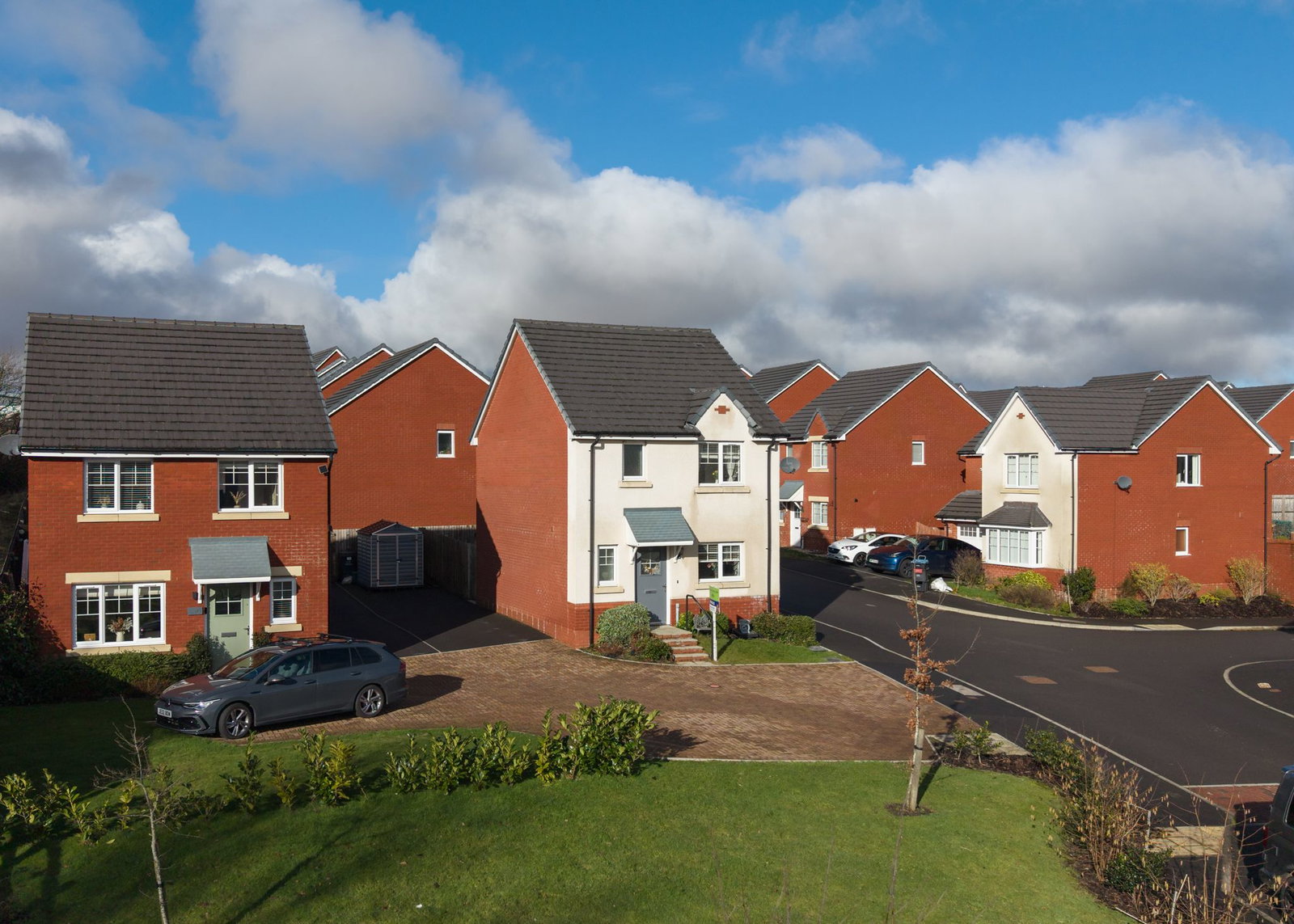 Detached House in Ebbw Vale 