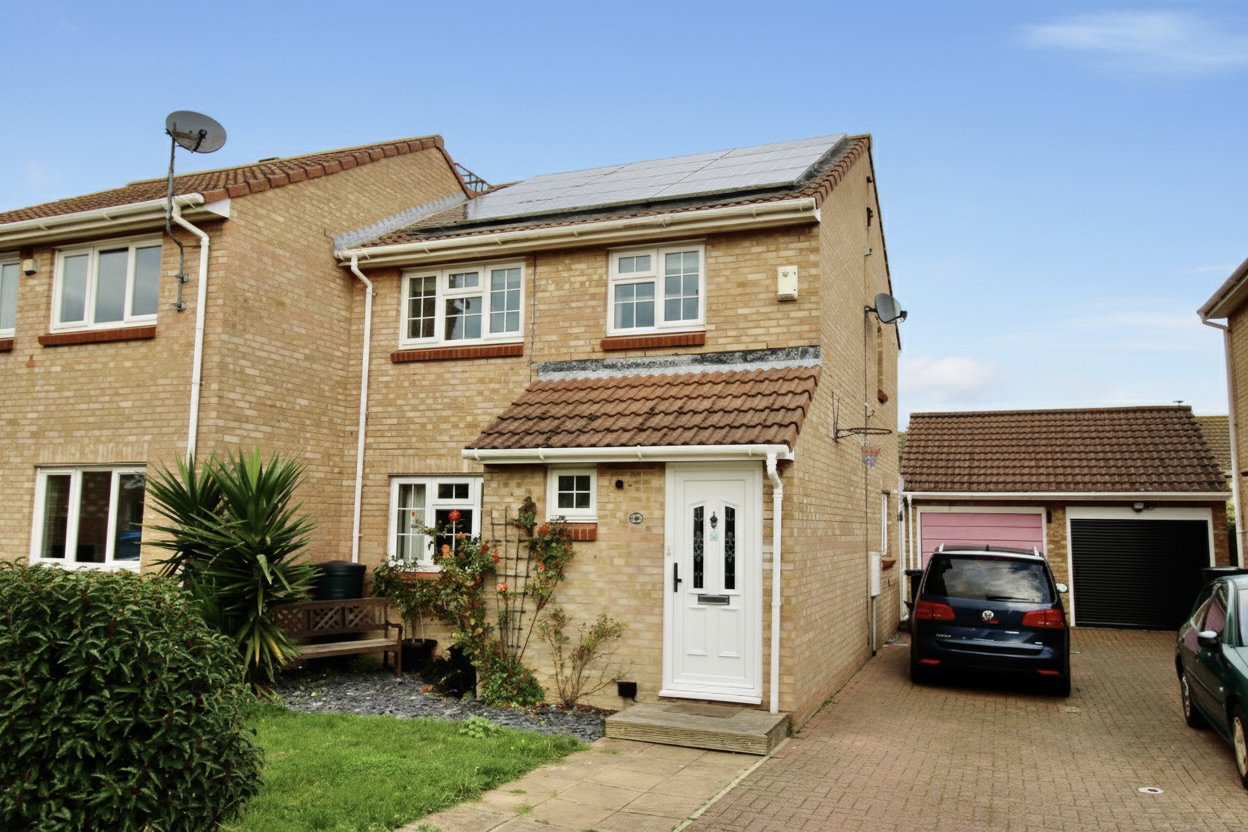 Semi Detached House in Margate