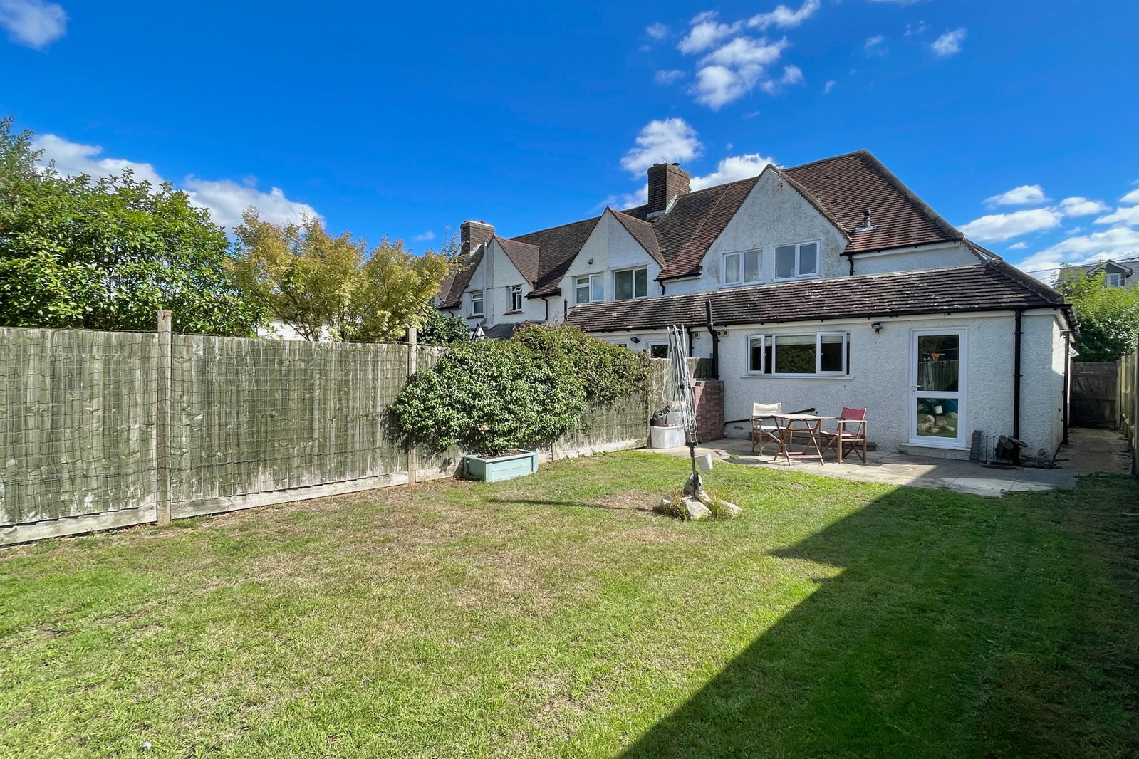 End Of Terrace House for sale in Sevenoaks, Fawkham Road, West Kingsdown, Sevenoaks, 818 m²