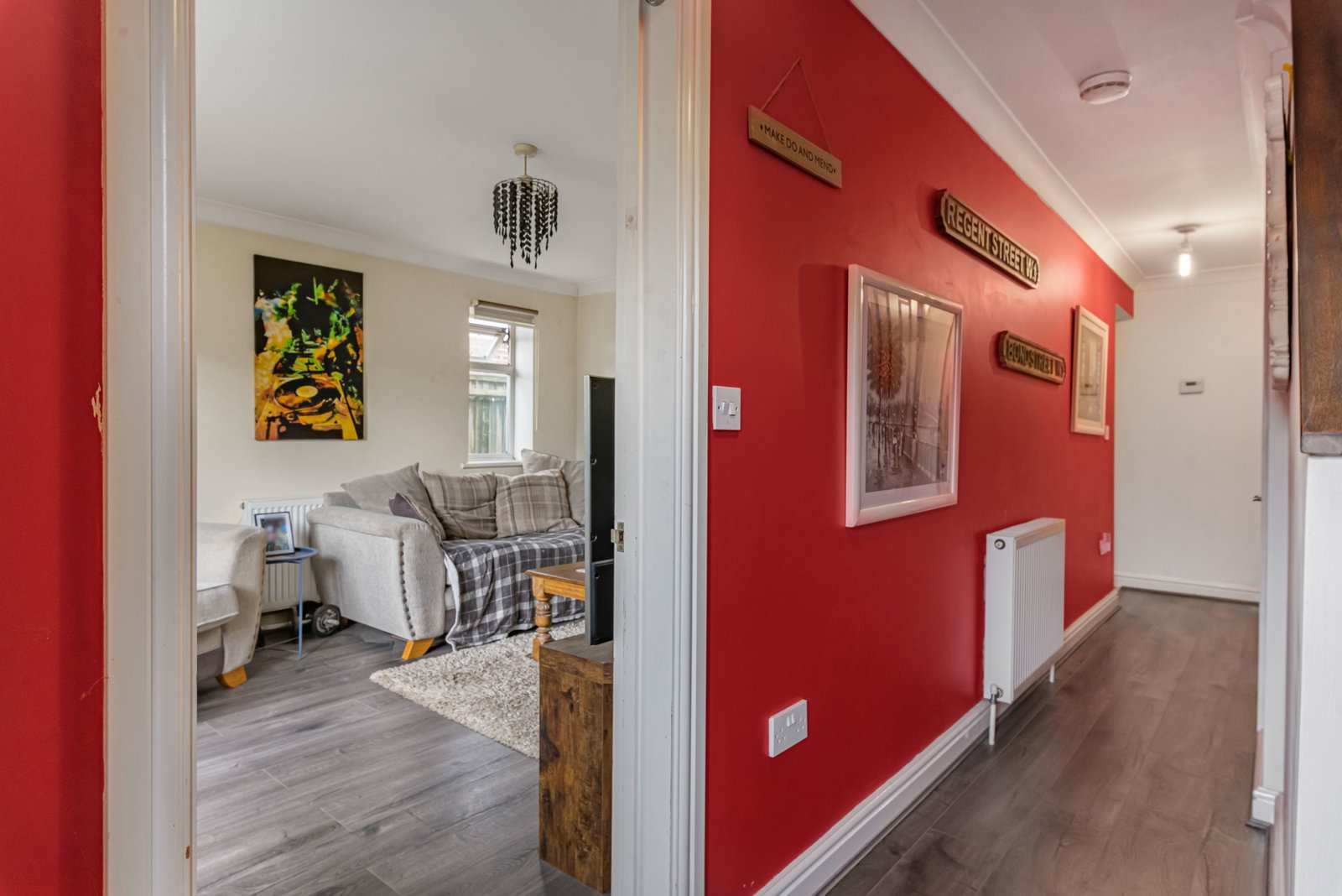 End Of Terrace House for sale in Sevenoaks, Fawkham Road, West Kingsdown, Sevenoaks, 818 m²