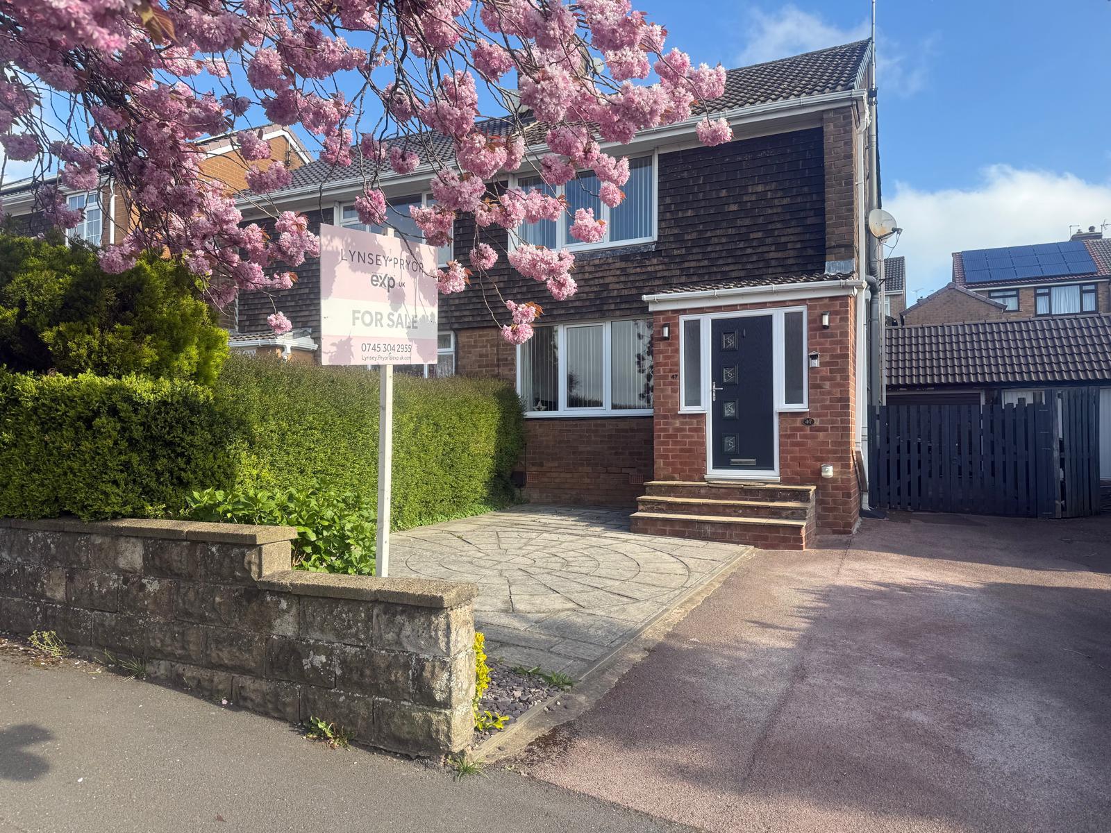Semi Detached House in Sheffield