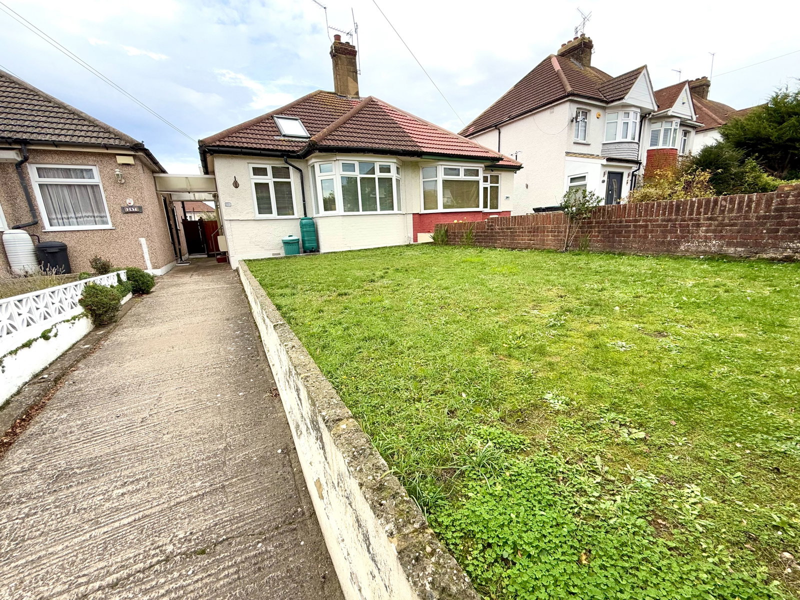 Semi Detached Bungalow in Gravesend