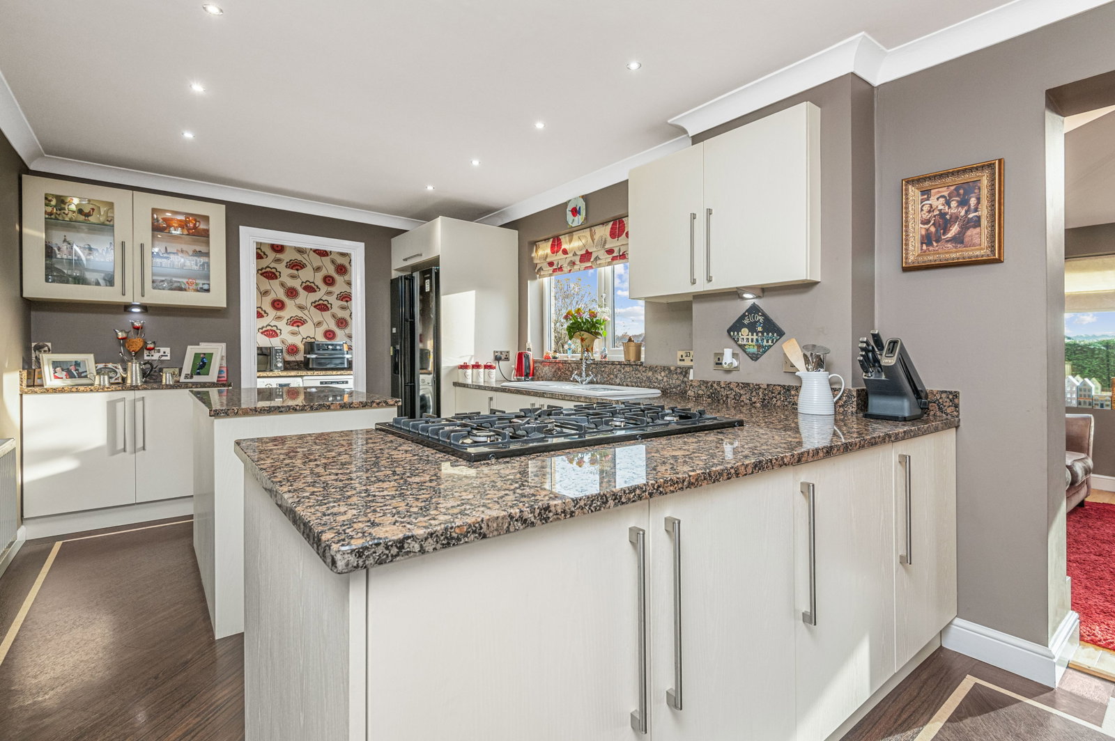 Detached House in Leeds