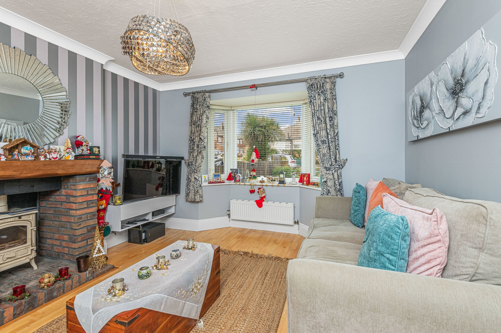 Detached House in Leeds