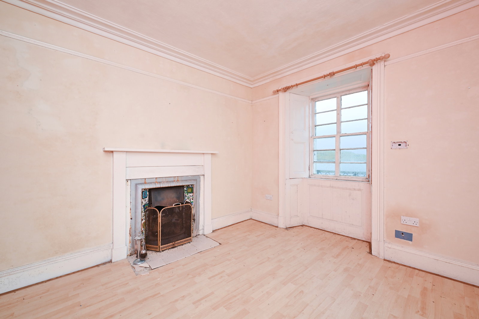 Semi Detached House in Shetland