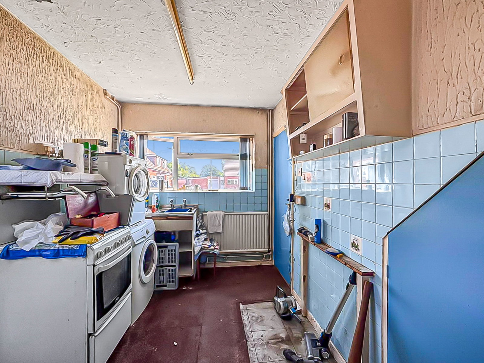 Semi Detached House in Gloucester