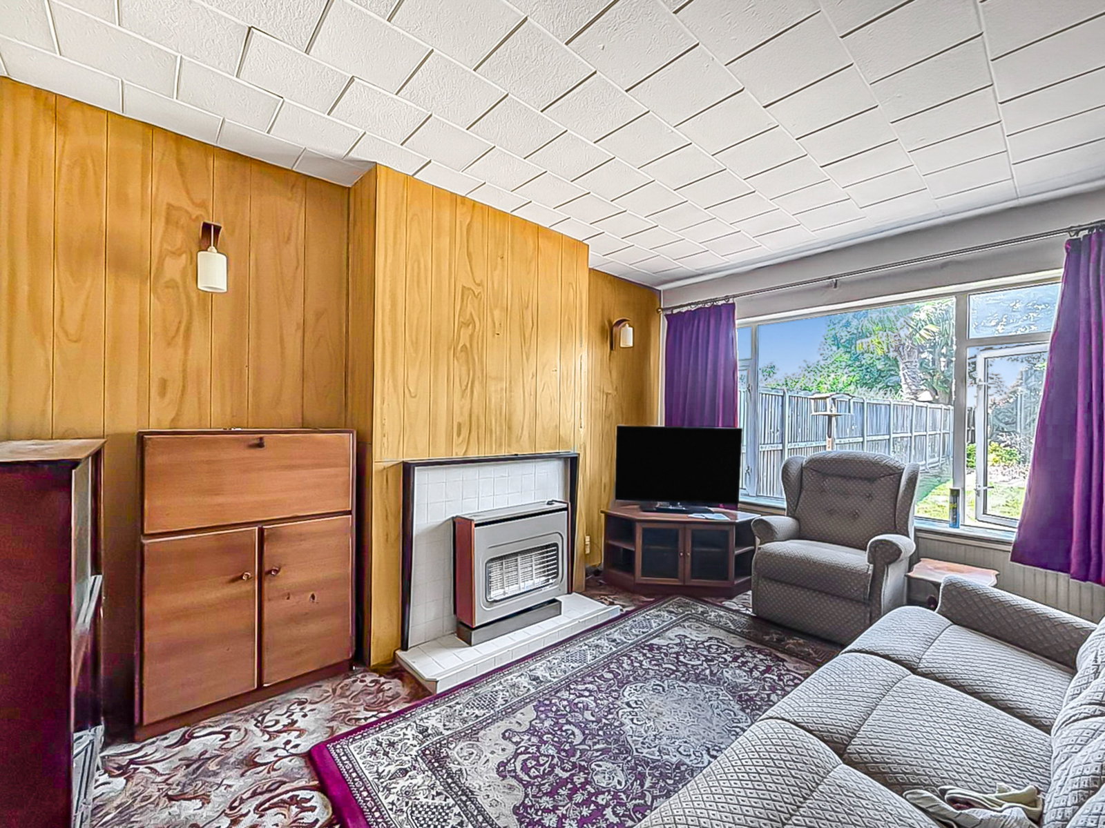 Semi Detached House in Gloucester