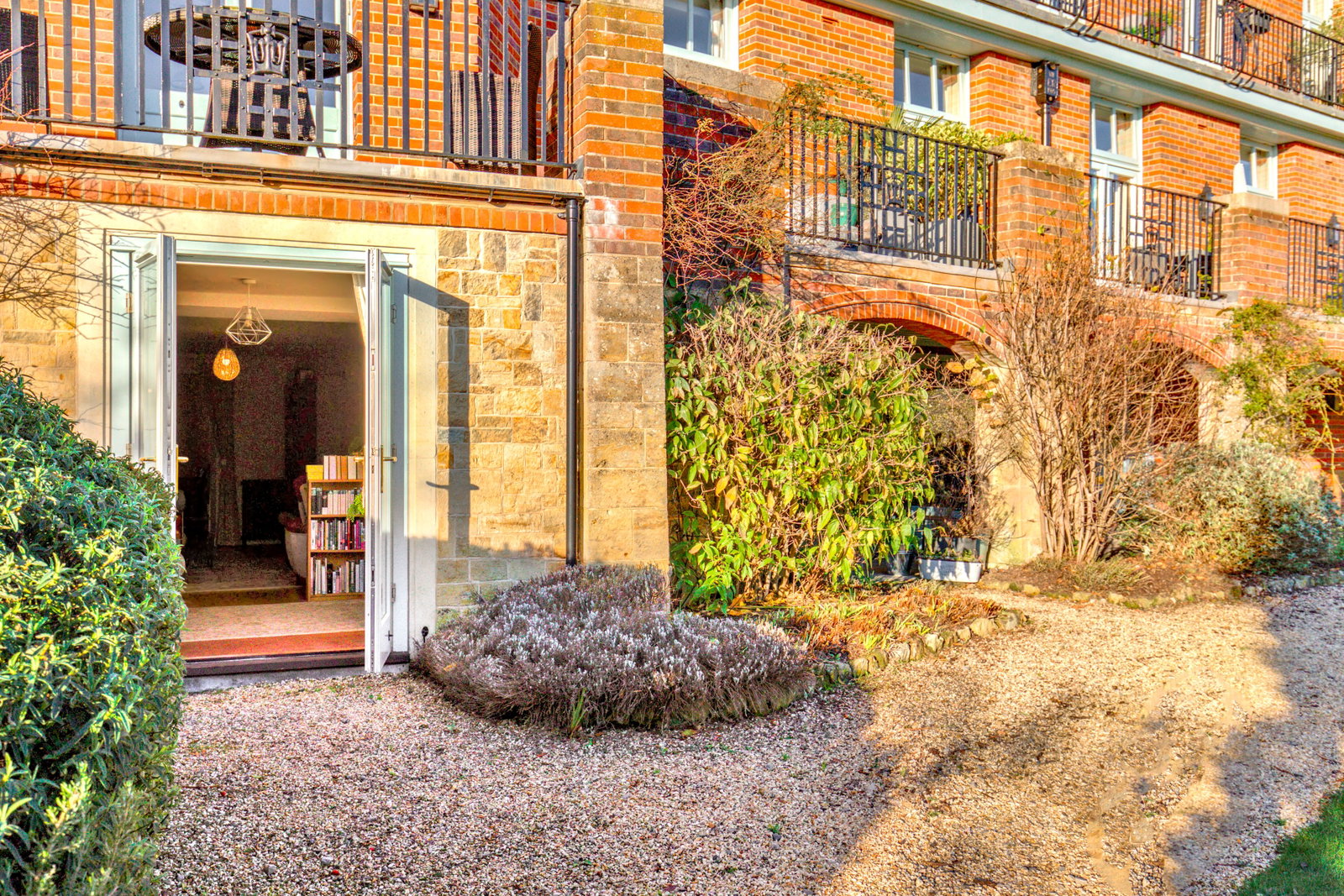 Apartment for sale in Midhurst, Kings Edward VII Apartments, Kings Drive, Midhurst, West Sussex, 1067 m²
