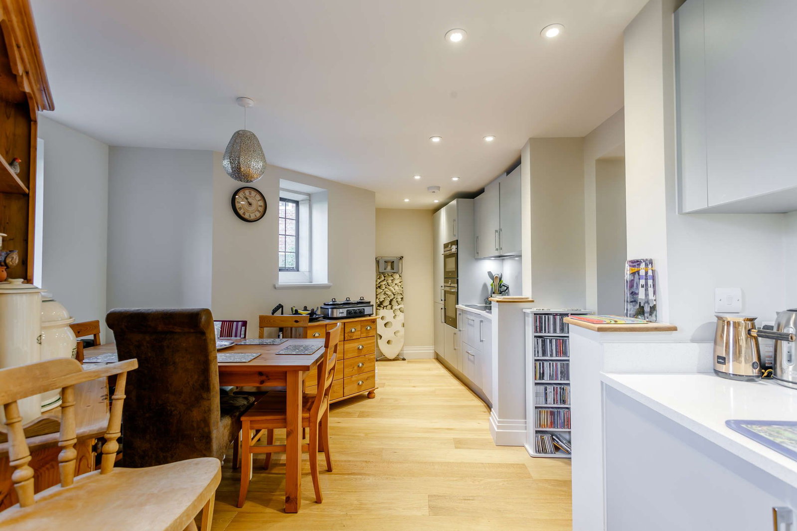 Apartment for sale in Midhurst, Kings Edward VII Apartments, Kings Drive, Midhurst, West Sussex, 1067 m²