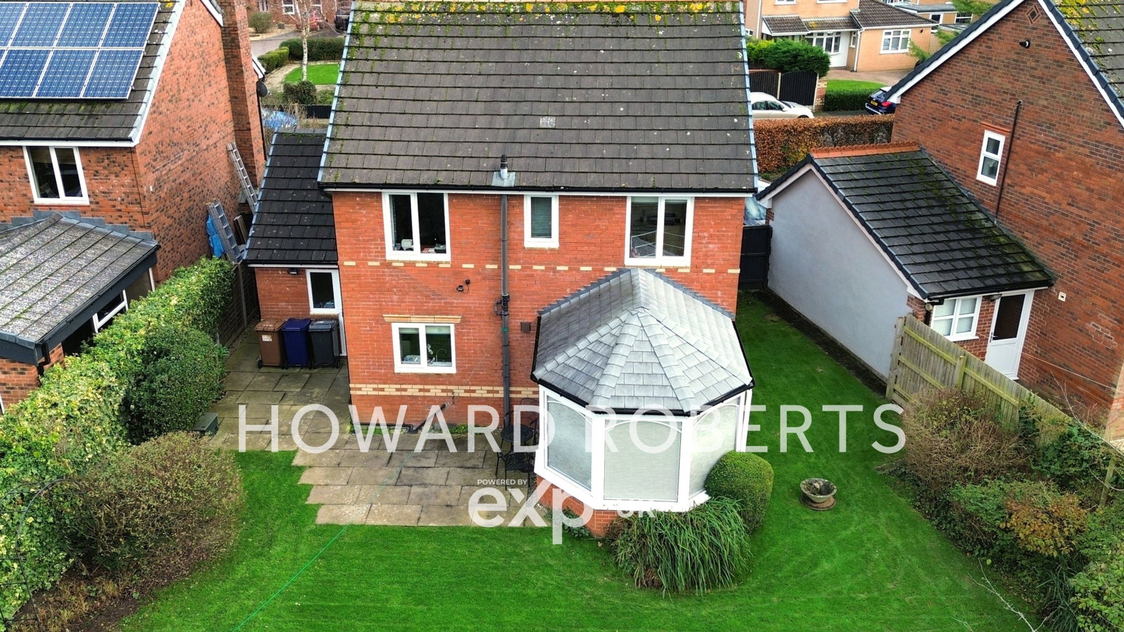 Detached House in Preston 3