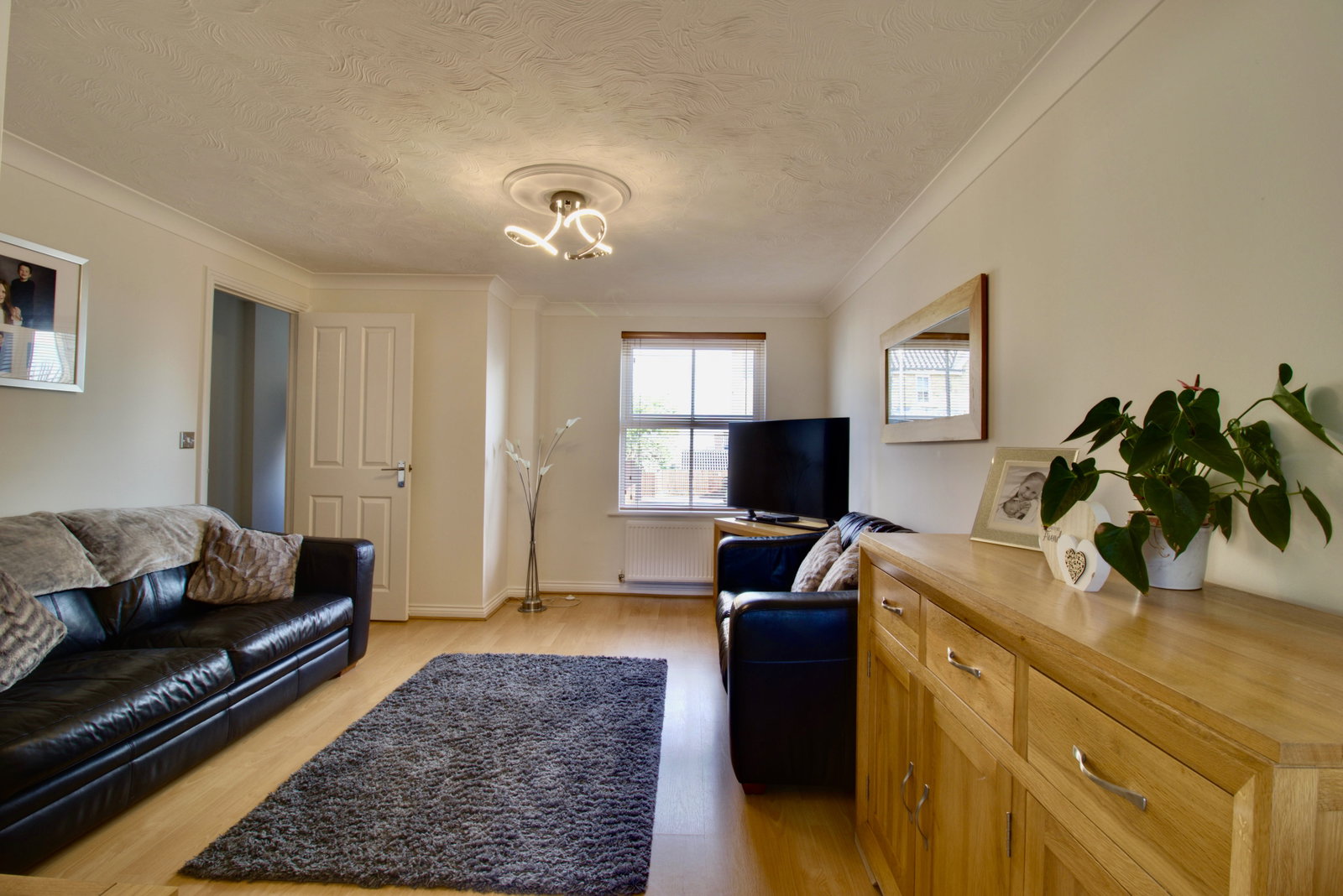Semi Detached House in Basildon