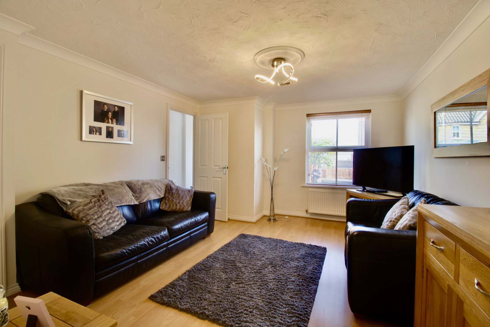Semi Detached House in Basildon
