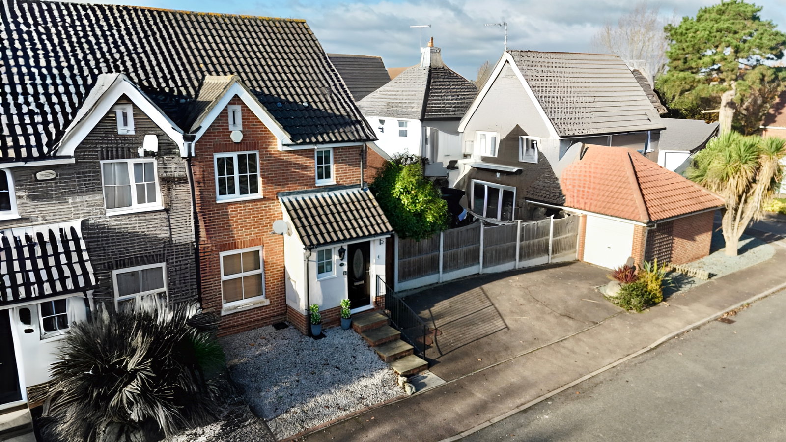 Semi Detached House in Basildon
