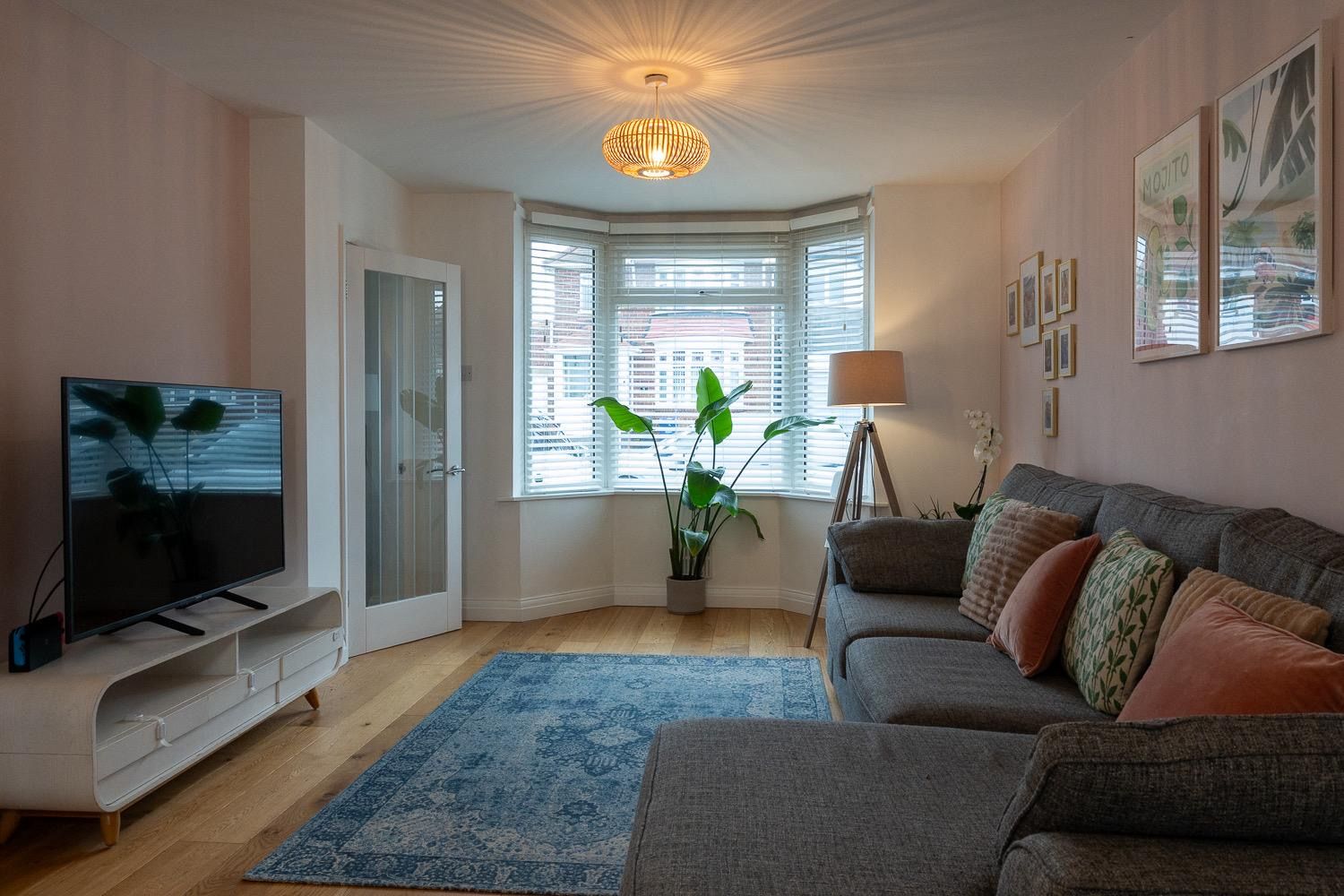 Semi Detached House in Halesowen