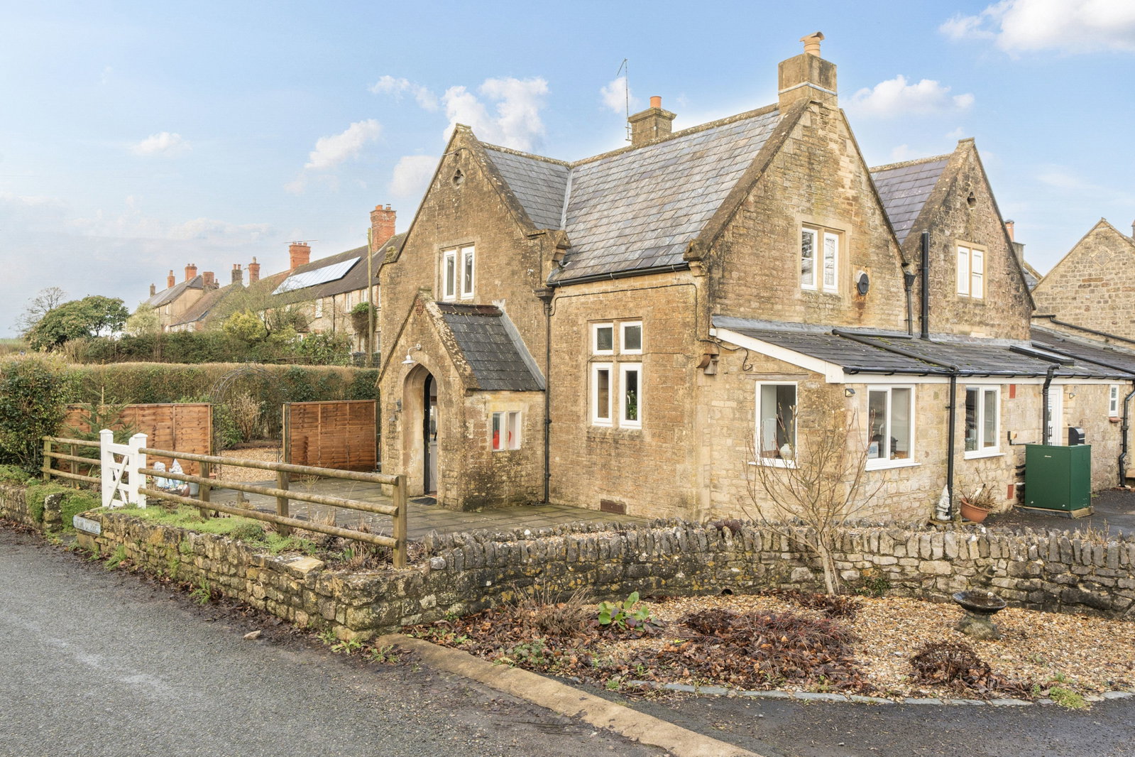 End Of Terrace House in Warminster