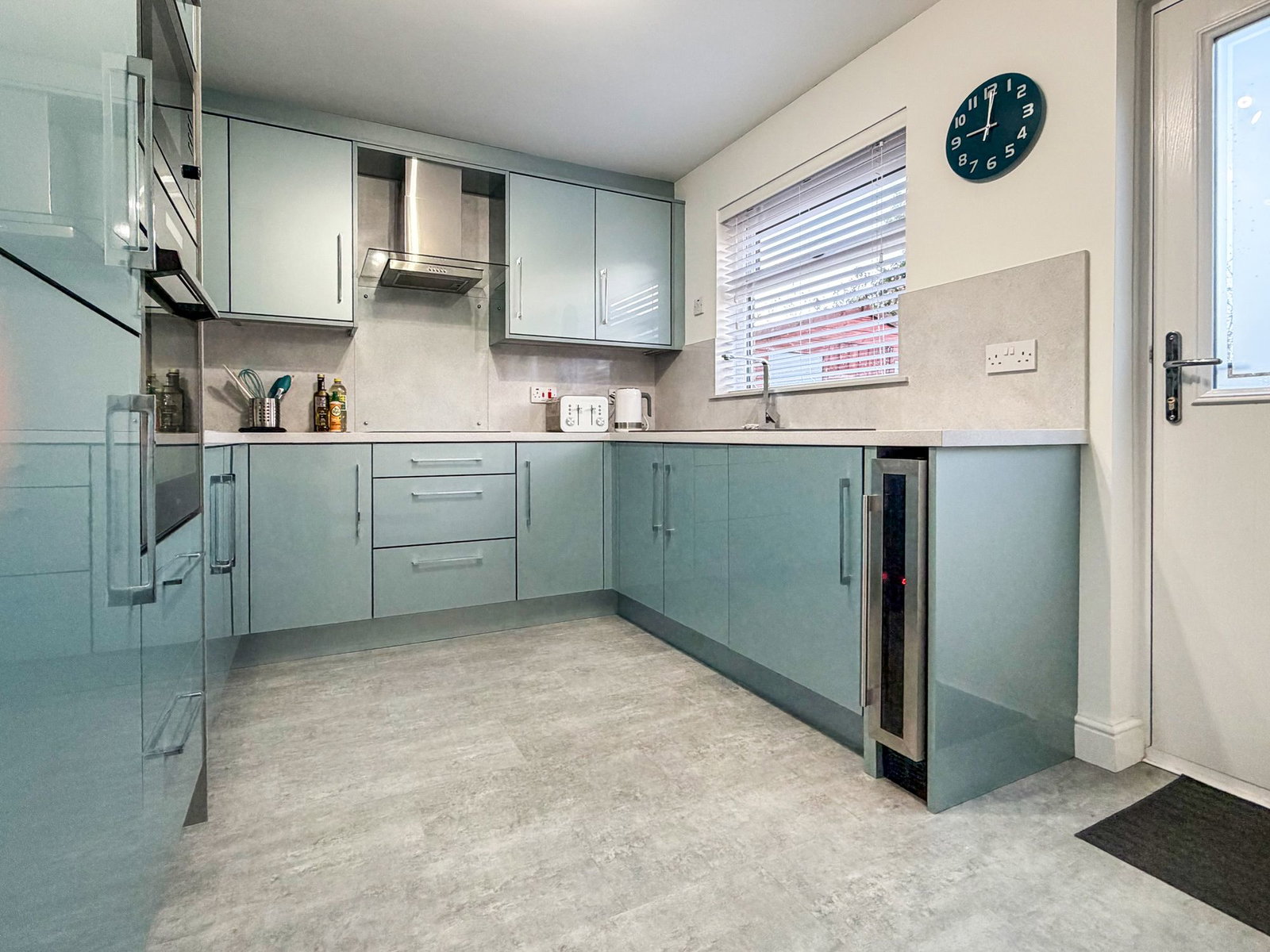 Semi Detached House in Hull