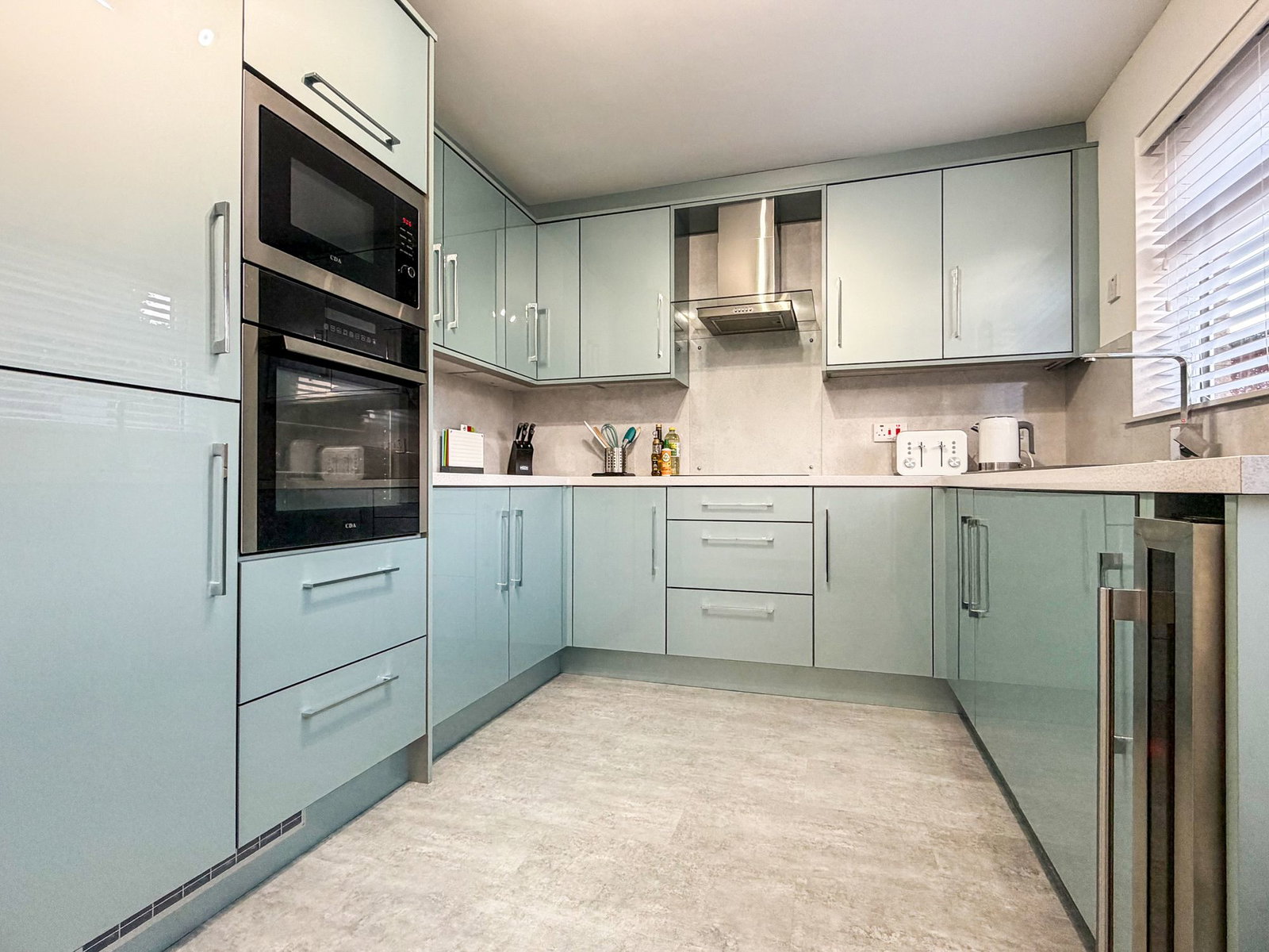Semi Detached House in Hull