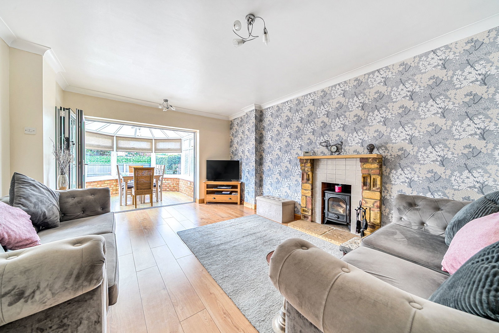 Semi Detached Bungalow in Ramsgate