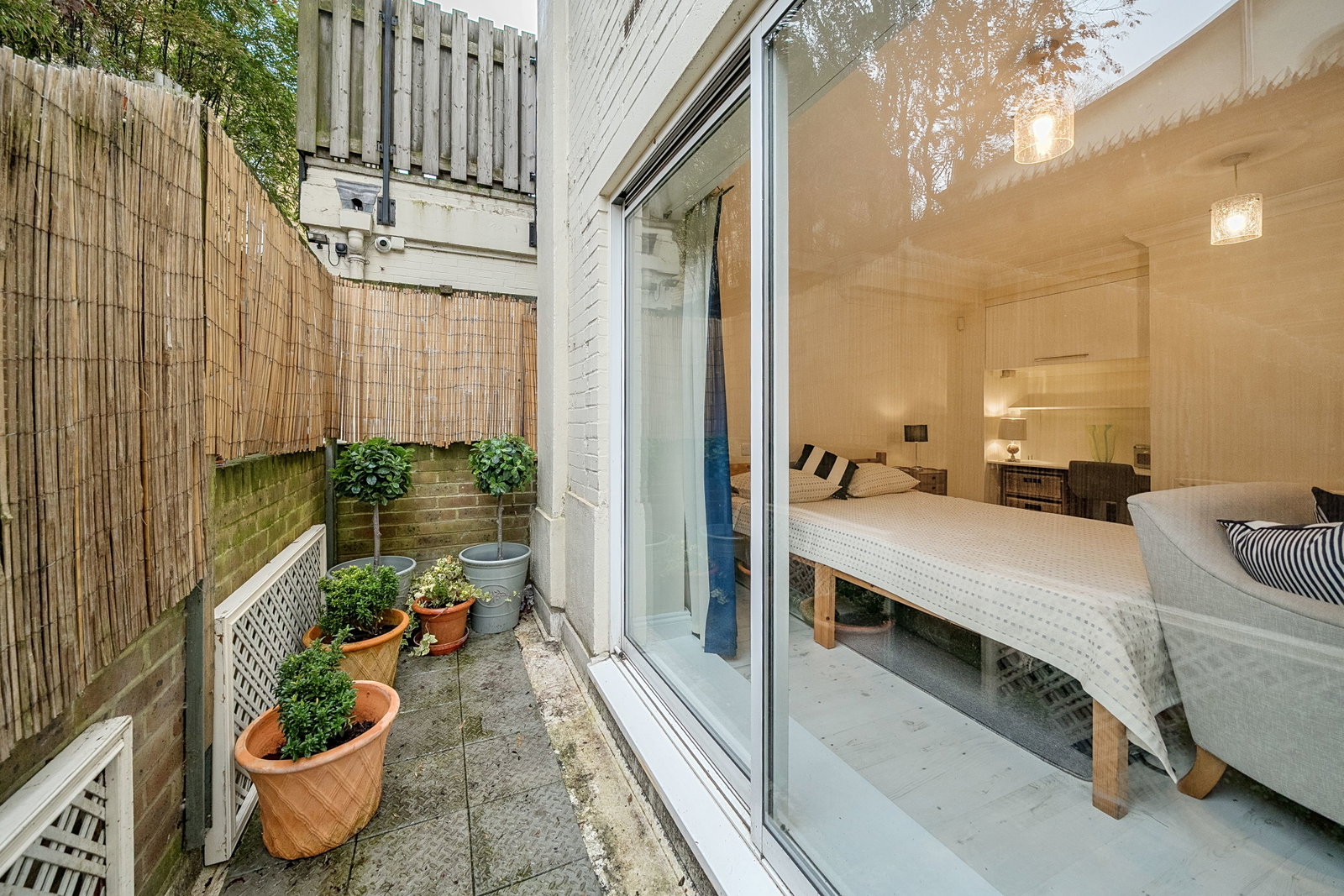 Apartment for sale in London, Imperial Court, London, SE11, 544 m²