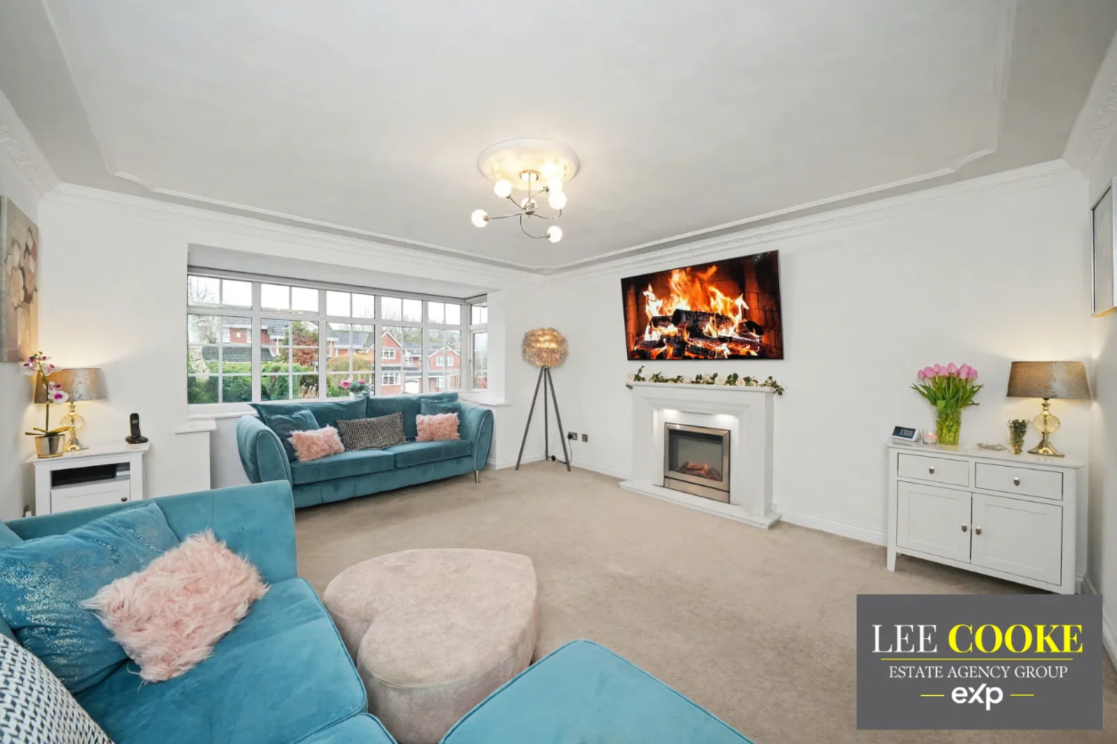 Detached House for sale in Cannock, Cuckoo Close, Heath Hayes, Cannock, WS11 7UL
